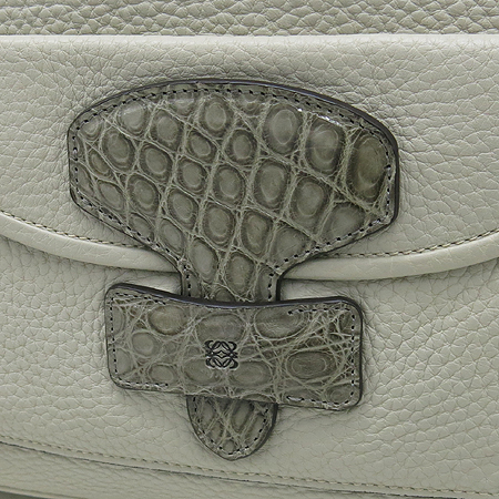 Loewe(�ο���) ������ ���� ũ��Ŀ���� ȥ�� ������ MAY(����) ��Ʈ�� + �����Ʈ�� �̹���3 - ���̺��� �߰���ǰ