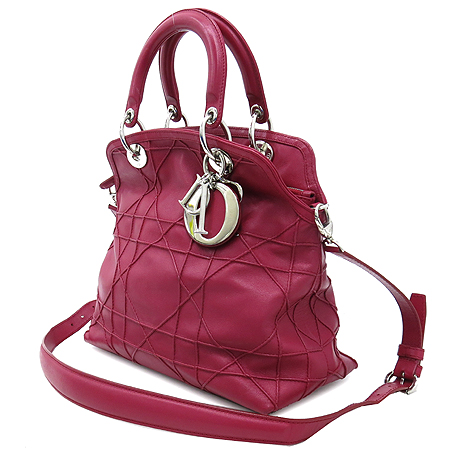 Dior(ũ����î���) M1300PGPGCA ���� ���� ����Ų �׶��� ��Ʈ�� + �����Ʈ�� �̹���3 - ���̺��� �߰���ǰ