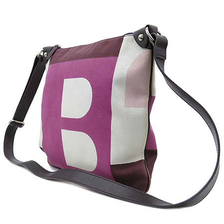 Bally(�߸�) BOOTHBAY �к긯 ũ�ν��� �̹���3 - ���̺��� �߰���ǰ