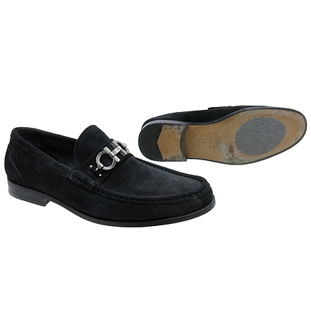 Ferragamo(󰡸) PARIGI  ̵  ġ    ̹3 - ̺ ߰ǰ