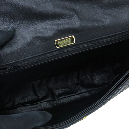 Bally(�߸�) �������� ���� ����ΰ� �� ��� ü�� ����� �̹���5 - ���̺��� �߰���ǰ