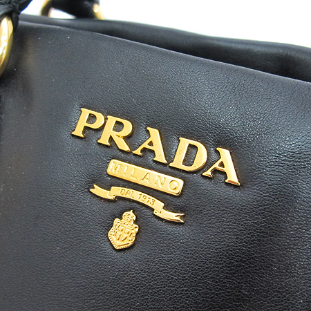 Prada(�����) BN1904 SOFT CALF(����Ʈ ī��) ���� ���� ��Ʈ�� + �����Ʈ�� [��õ ������] �̹���4 - ���̺��� �߰���ǰ