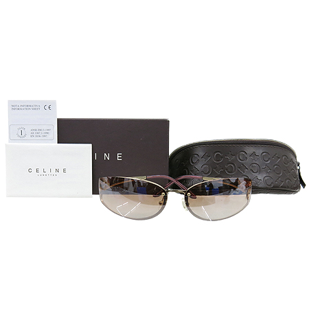 ������  ���۶�