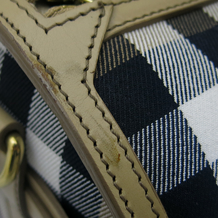 Burberry(������) 3806114 �̵�� �긮�� �Ͽ콺 üũ ��Ʈ ������ ��Ʈ�� + �����Ʈ�� [���빮��] �̹���4 - ���̺��� �߰���ǰ