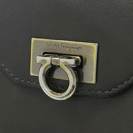 Ferragamo(��󰡸�) 22 4656 ���� ��ġ�� ��� īŰ ���� ������ �̹���4 - ���̺��� �߰���ǰ