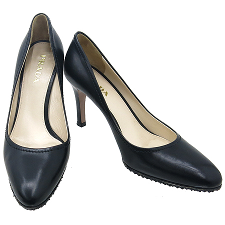 �����  ����