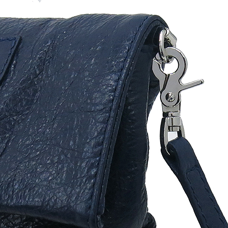 Balenciaga(�߷��þư�) 327079 D94IN ���̺� ���� �������� Ŭ��ġ �� ũ�ν��� �̹���4 - ���̺��� �߰���ǰ