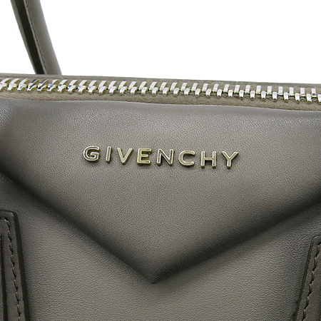 GIVENCHY(�����) 13L5102420 �׶��̼� �׷��� ���� ��Ƽ���� S ������ 2WAY �̹���4 - ���̺��� �߰���ǰ