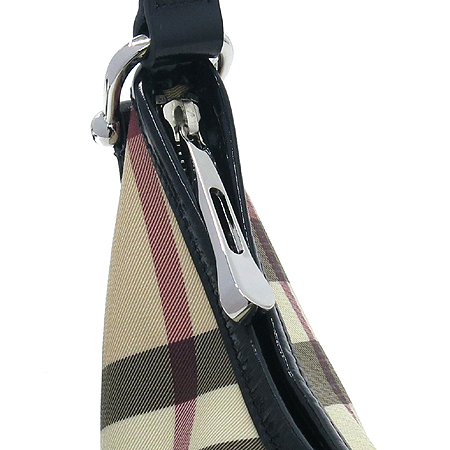 Burberry(������) �� ���üũ PVC ���� �ֳ��� Ʈ���� ȣ�� ����� �̹���4 - ���̺��� �߰���ǰ