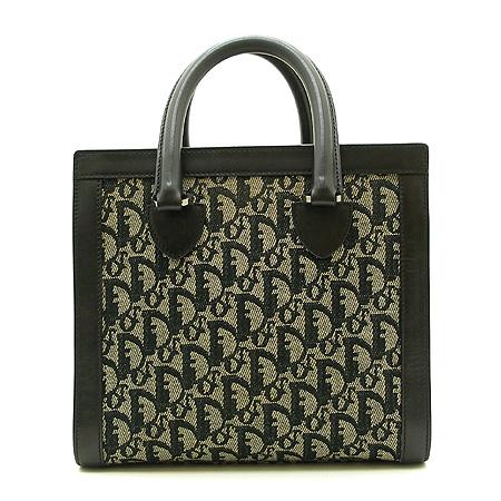 Dior(ũ����î���) DD �ΰ� �ڰ��� ���� �̹���3 - ���̺��� �߰���ǰ