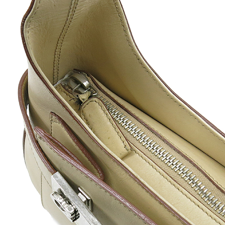 Ferragamo(��󰡸�) 21 0348 ������ �÷� ���� ����� �̹���5 - ���̺��� �߰���ǰ