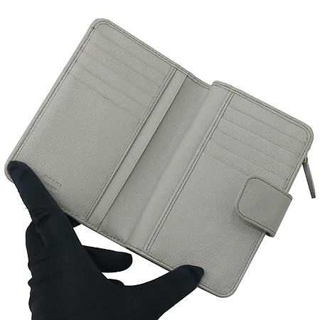 Prada(�����) 1M1225 SAFFIANO(���ǾƳ�) METAL POMICE �÷� ������ �̹���4 - ���̺��� �߰���ǰ