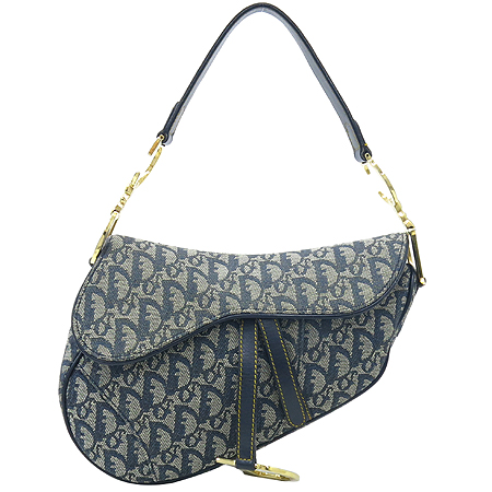 ���  �����