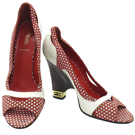 ���  ����