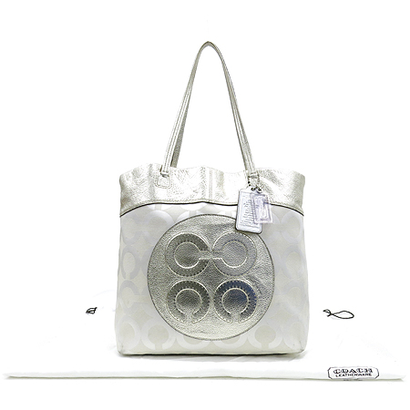 ��ġ  �����