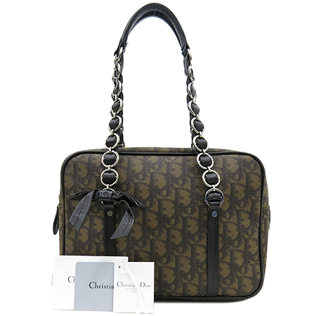 ���  �����