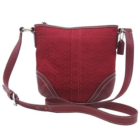 Coach(��ġ) �ñ׳��� �ڰ��� ũ�ν��� �̹���2 - ���̺��� �߰���ǰ