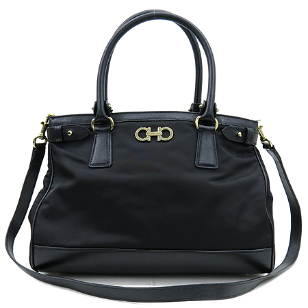 Ferragamo(��󰡸�) 21 B166 �����к긯 ���ǾƳ� ���� ȥ�� ��ġ�� ����ΰ� 2WAY �̹���2 - ���̺��� �߰���ǰ