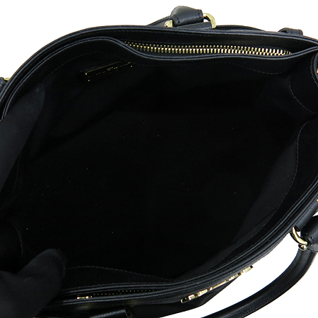 Ferragamo(��󰡸�) 21 B166 �����к긯 ���ǾƳ� ���� ȥ�� ��ġ�� ����ΰ� 2WAY �̹���6 - ���̺��� �߰���ǰ