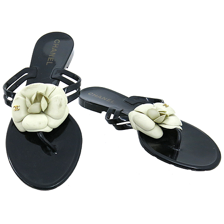 ����  ����