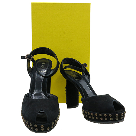 ���  ����