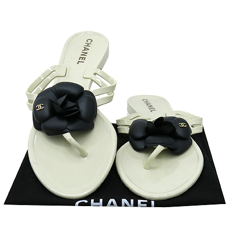 ����  ����