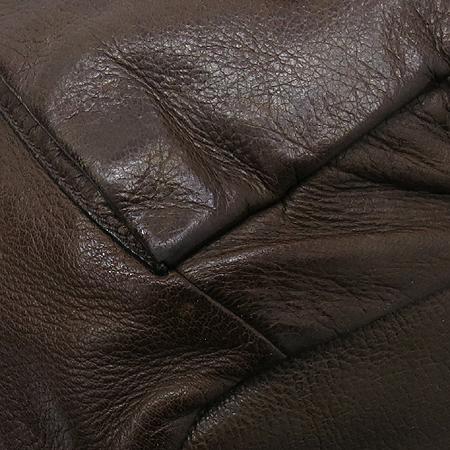 Prada(�����) ���� ���͸� �ΰ� �� ���� ���� ���� ȣ�� ����� �̹���4 - ���̺��� �߰���ǰ