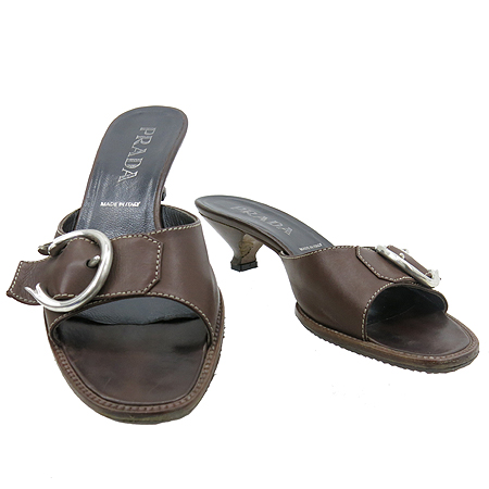 �����  ����