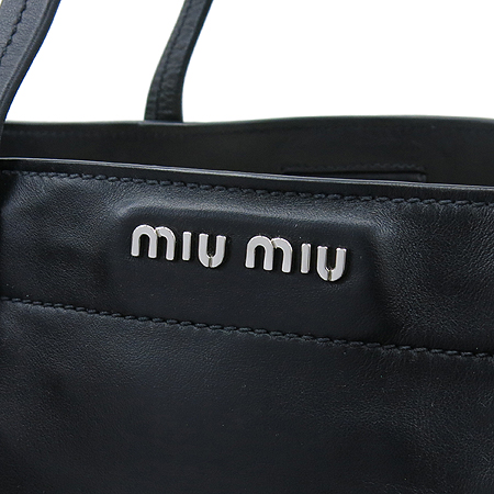 MiuMiu(�̿�̿�) RR1820 VITELLO SOFT NERO �������� ����ΰ� ���� ¤�� ����� �̹���4 - ���̺��� �߰���ǰ