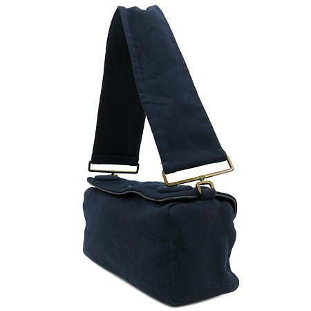 Prada(�����) �к긯 ����� �̹���3 - ���̺��� �߰���ǰ