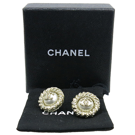 ����  �Ͱ���