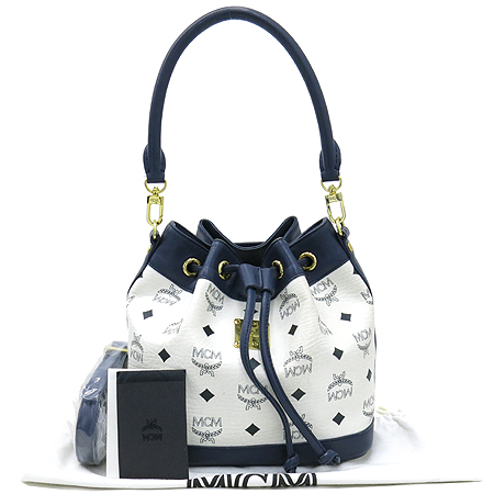 ������  �����