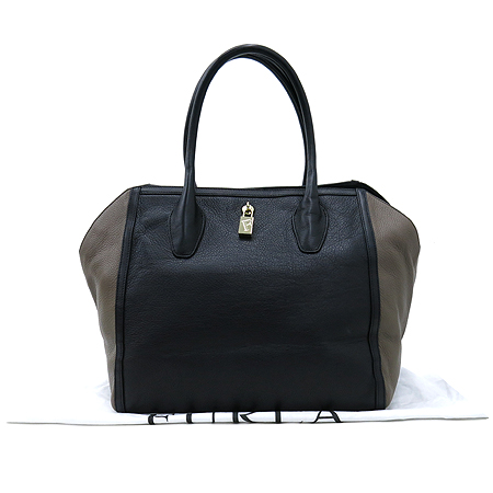 �Ƕ�  ��Ʈ��