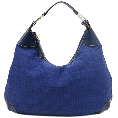 ���  �����