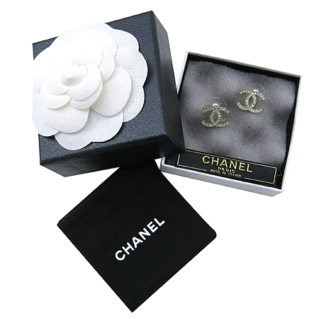 ����  �Ͱ���