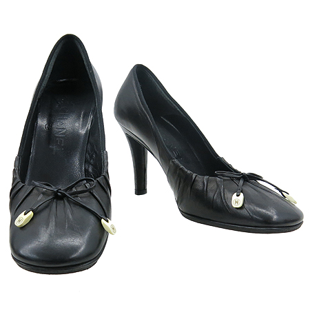 ����  ����