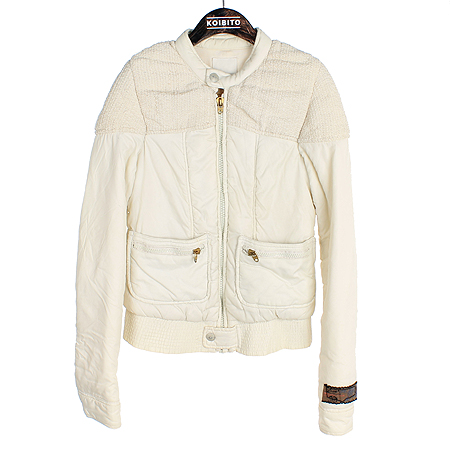 ����  ����