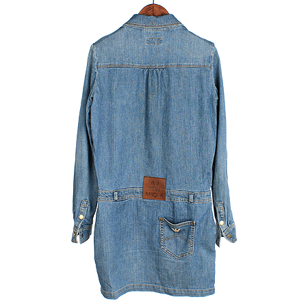 Armani JEANS(�Ƹ����� ����) ���� ���ǽ� �̹���4 - ���̺��� �߰���ǰ