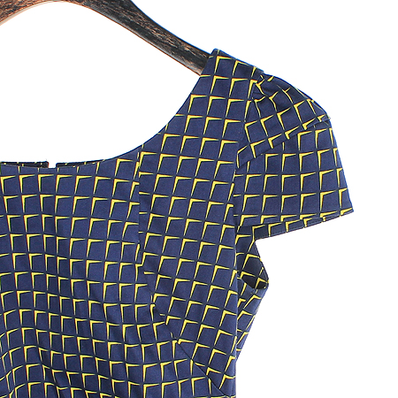 Jill Stuart(����Ʃ��Ʈ) ���� ���� �μҸ� ���ǽ� �̹���2 - ���̺��� �߰���ǰ