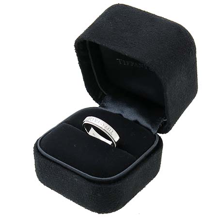 Tiffany(Ƽ�Ĵ�) 27070639 PT950(�÷�Ƽ�����) �б׷��� 4MM ���� �̹���2 - ���̺��� �߰���ǰ