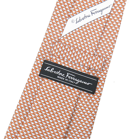 Ferragamo(��󰡸�) 100% ��ũ ��Ÿ�� �̹���5 - ���̺��� �߰���ǰ