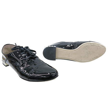 MiuMiu(�̿�̿�) CALZATURE VERNICE NERO ���� ���̴�Ʈ ���̽� �� ũ����Ż��� �����뱸�� �̹���3 - ���̺��� �߰���ǰ