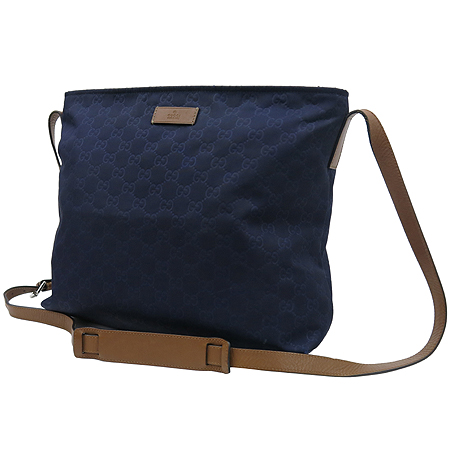 Gucci(����) 308840 GG�ΰ� �к긯 ���� ���� Ʈ���� ũ�ν��� �̹���2 - ���̺��� �߰���ǰ