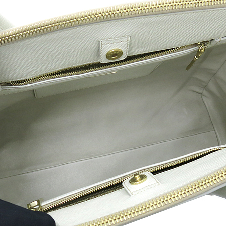 Prada(�����) BN2549 Talco(Ż��) �÷� SAFFIANO(���ǾƳ�) CUIR(���̸�) ���� 2WAY �̹���7 - ���̺��� �߰���ǰ