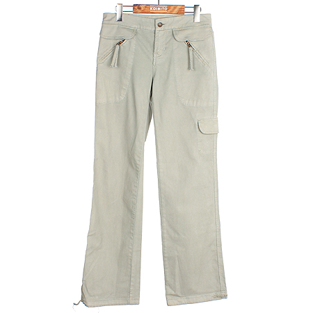 ������  ����