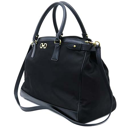 Ferragamo(��󰡸�) 21 E164 ���� �÷� �к긯 ���ǾƳ� ȥ�� ���� ��ġ�� ��� 2WAY �̹���2 - ���̺��� �߰���ǰ