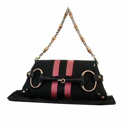 ����  �����