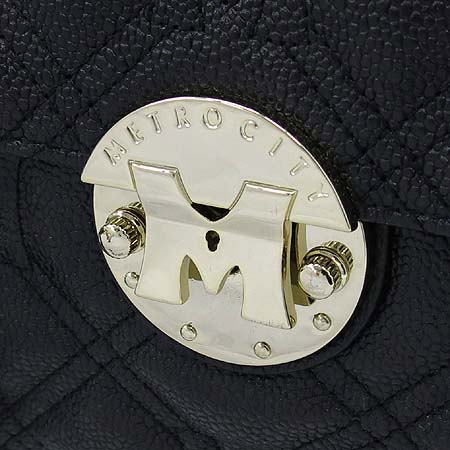 Metrocity(��Ʈ�ν�Ƽ) ���� ���� ��Ƽġ ���� �ΰ� �� ��Ŭ ���� ü�� ����� �̹���4 - ���̺��� �߰���ǰ