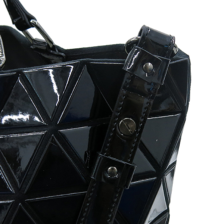 ISSEY MIYAKE(�̼��̹̾���) BAOBAO ���� L ������ 2WAY �̹���5 - ���̺��� �߰���ǰ