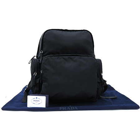 �����  ����